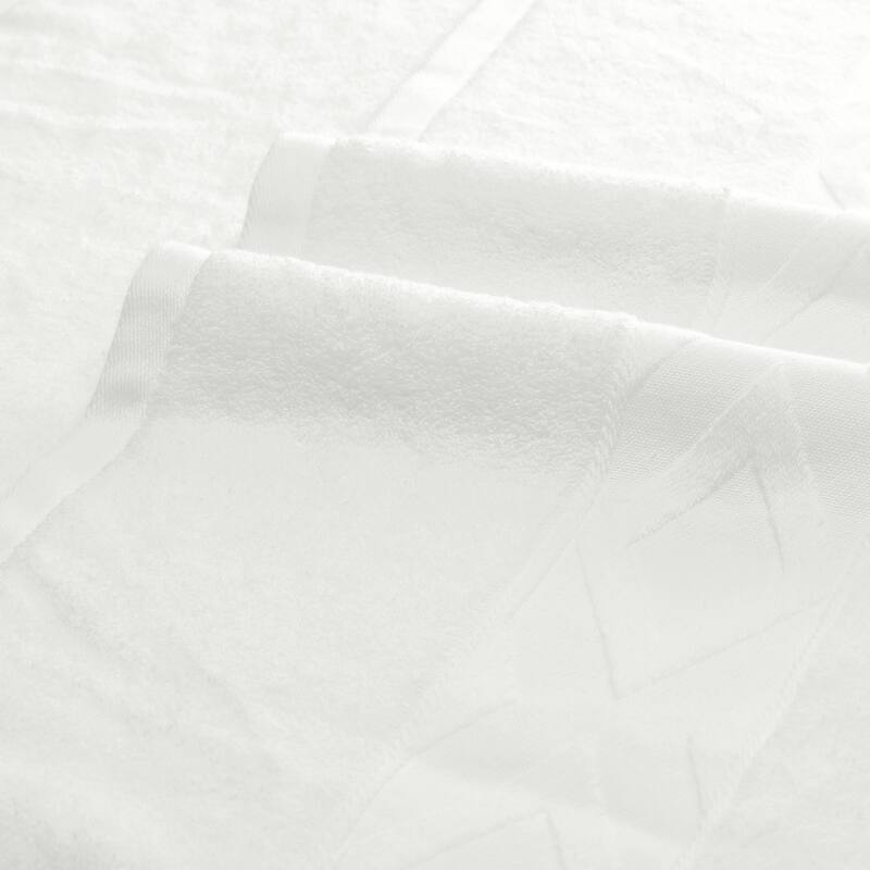 Solid Cotton Towels, 2 Piece Textured Bath Towel Set, Absorbent and Quicker Dry Large Towels for Bathroom 28" x 56" - White