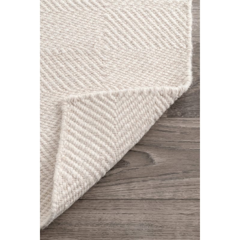 Nuloom Ago Geometric Wool Area Rug