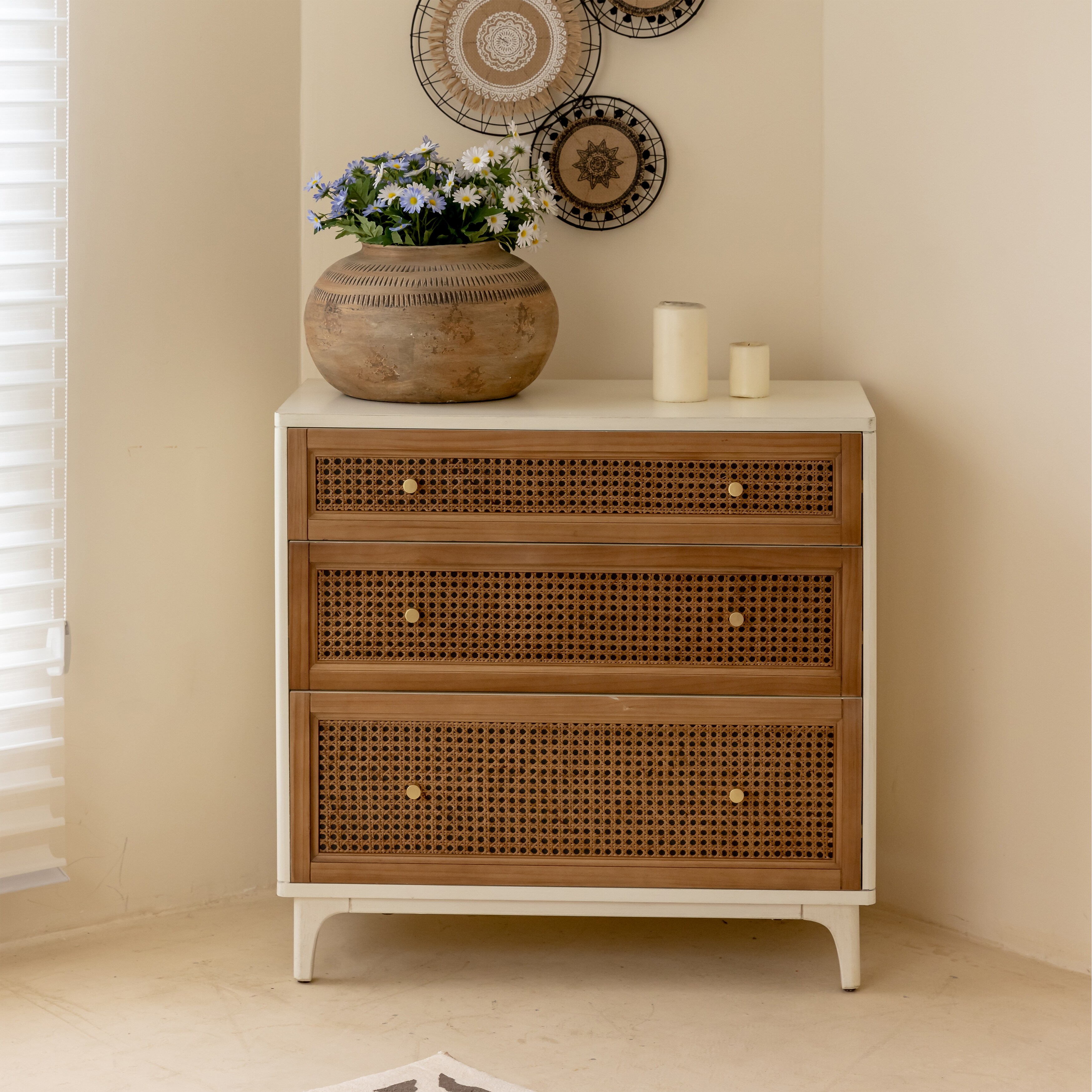 Woven night shop stand