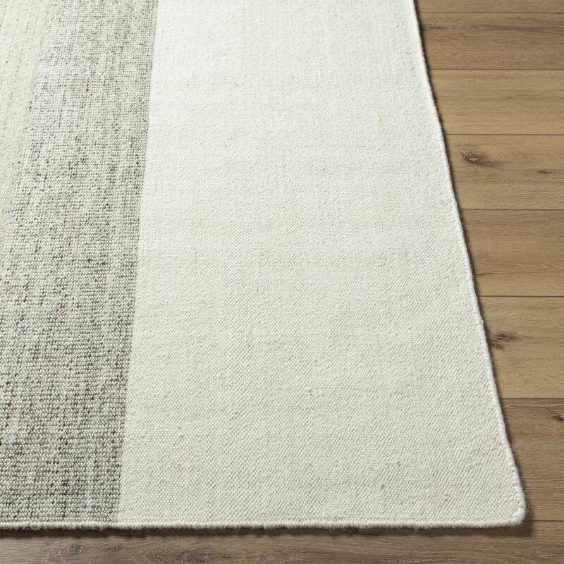 Livabliss Bolu Cottage Area Rug