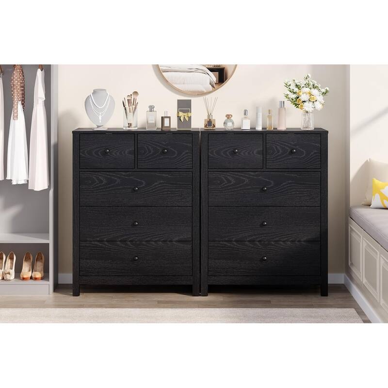5 Drawer Dresser for Bedroom, Tall Black Chest with Deep Drawers and Metal Knobs, Wooden Organizer for Hallway
