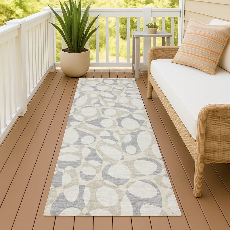 Machine Washable Indoor/ Outdoor Contemporary Saline Chantille Rug - Ivory - 2'3" x 7'6"