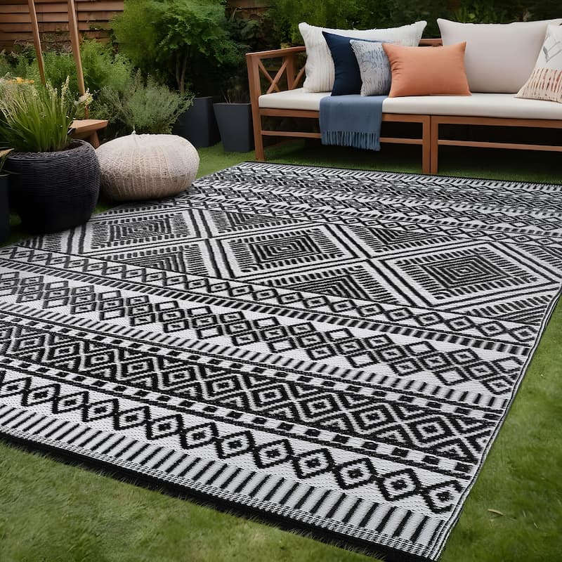 Beverly Rug Reversible Mats Plastic Outdoor Rug for Camping, Patio, Backyard, RV, Picnic, Deck