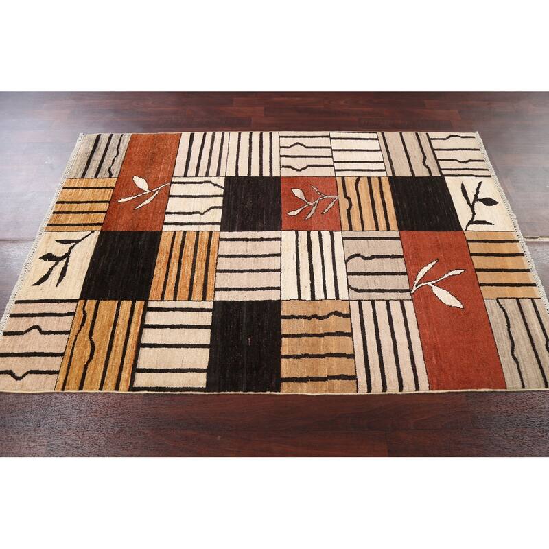 Gabbeh Kashkoli Contemporary Area Rug Wool Hand-knotted Foyer Carpet - 4'1" x 6'2"