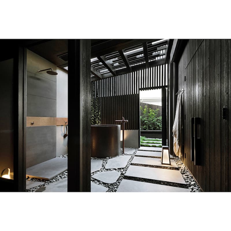 45-in Hammered Copper Japanese Style Soaker Bathtub in Oil Rubbed Bronze (BTR45DB)