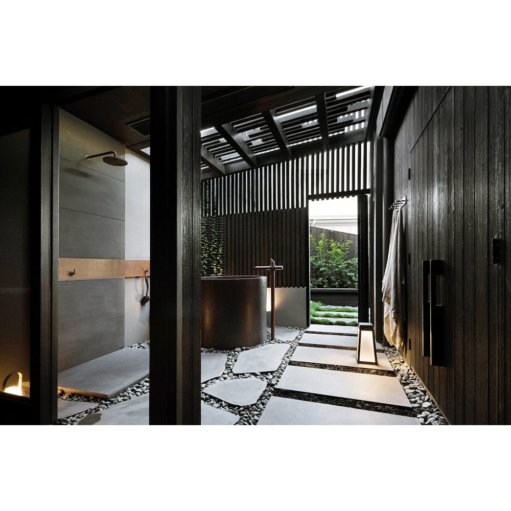 45-in Hammered Copper Japanese Style Soaker Bathtub in Oil Rubbed Bronze (BTR45DB)