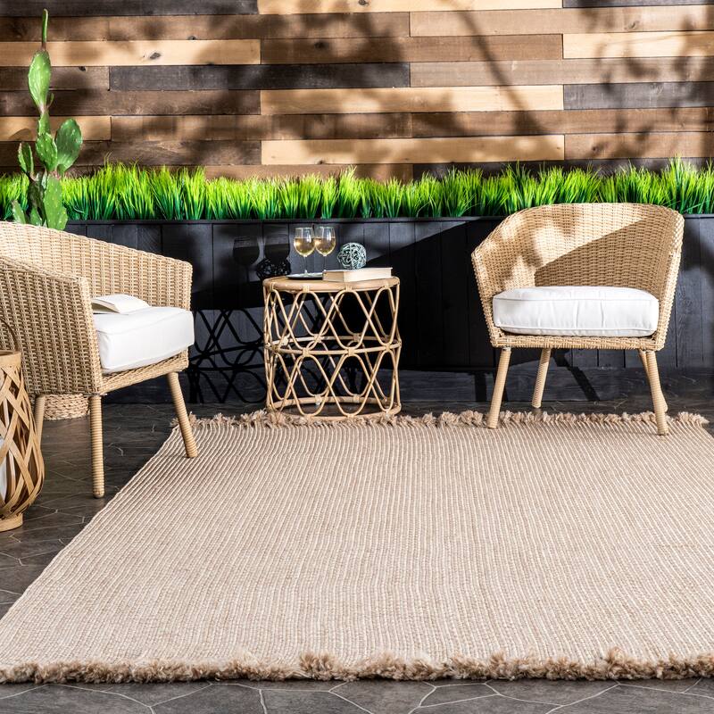 Nuloom Braided Courtney Tassel Indoor/Outdoor Area Rug