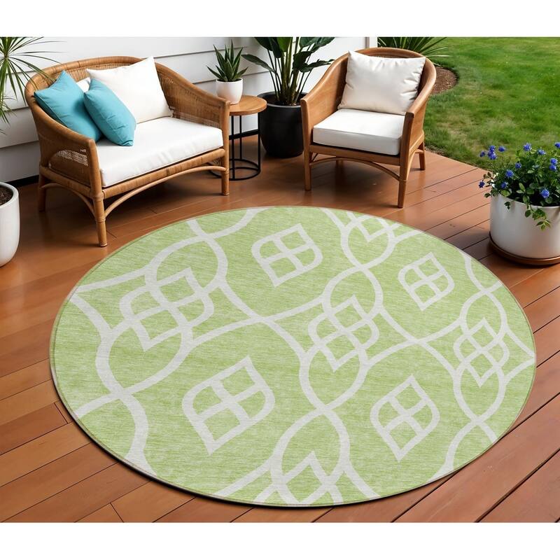 HomeRoots Trellis Transitional Rectangle Outdoor Rug - 8' Round