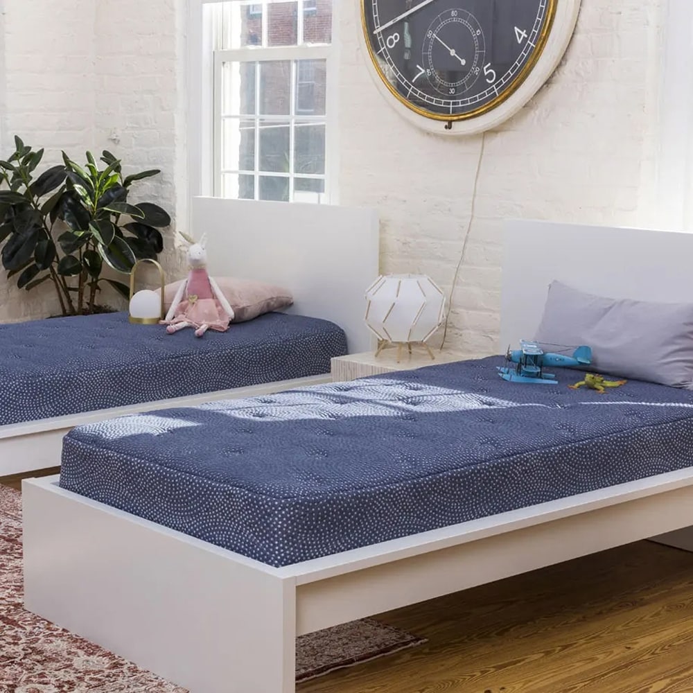Little LuuF Youth 9" Hybrid Mattress