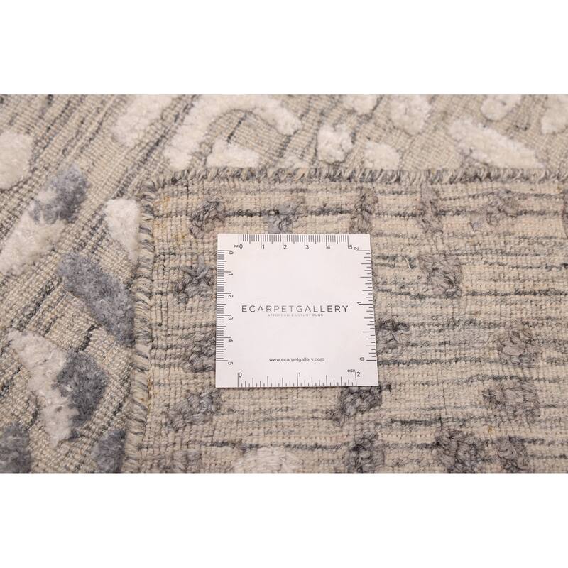 ECARPETGALLERY Hand-knotted Tangier Light Grey Wool Rug - 5'7 x 8'6