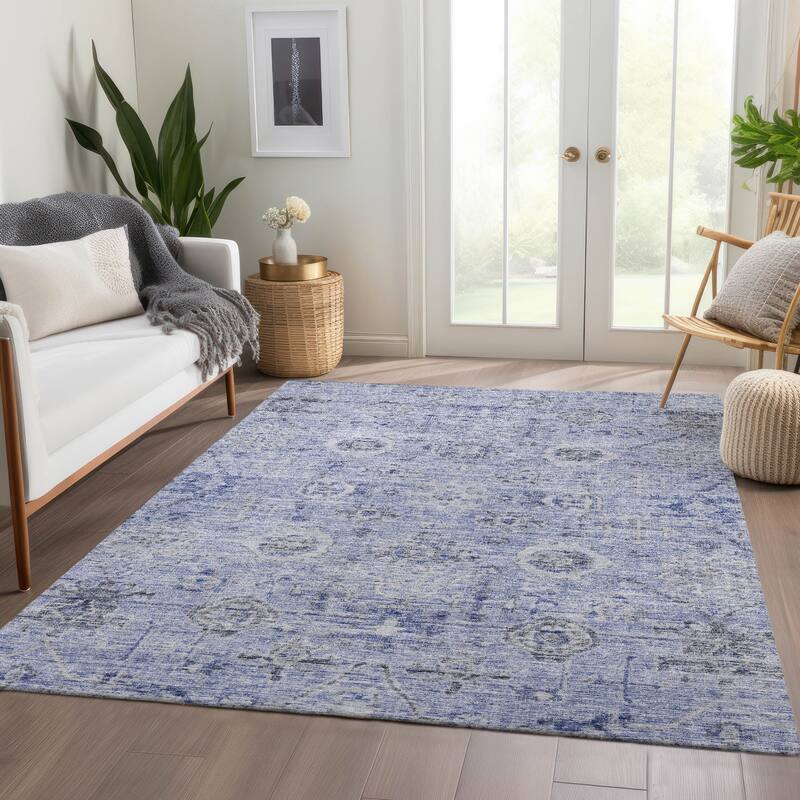 Machine Washable Indoor/ Outdoor Vintage Traditional Chantille Rug