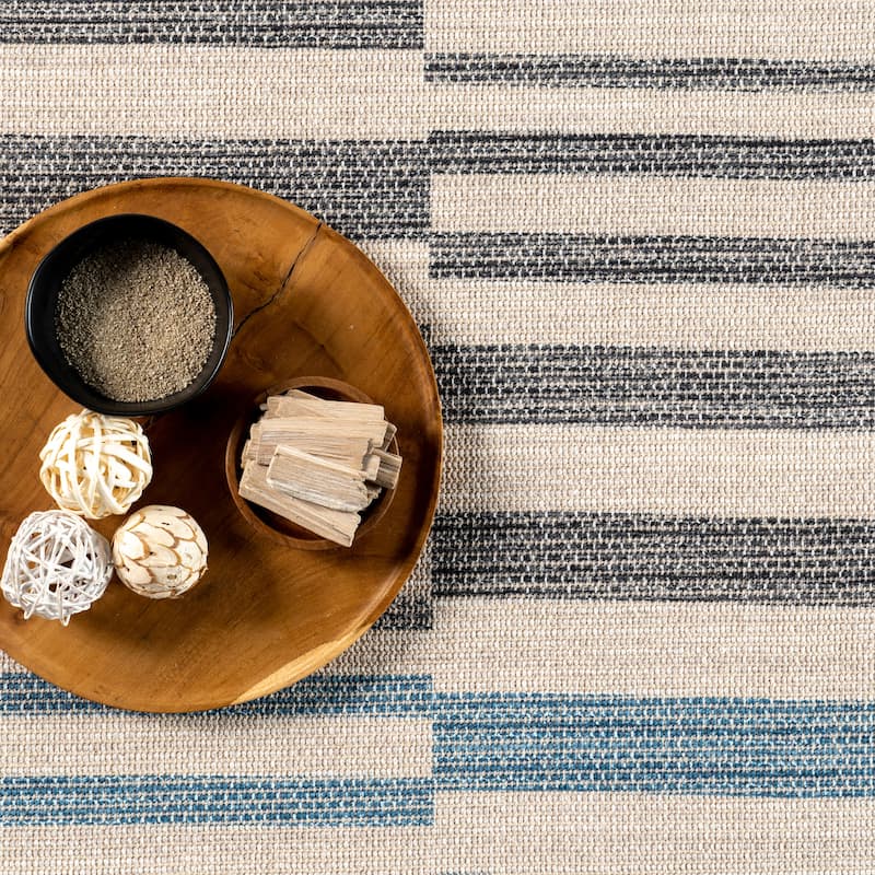 Nuloom Emika Striped Hand Woven Cotton Area Rug