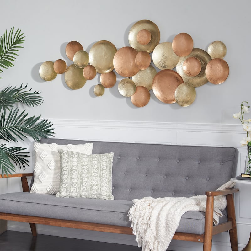 CosmoLiving by Cosmopolitan Bronze Metal Plate Home Wall Decor