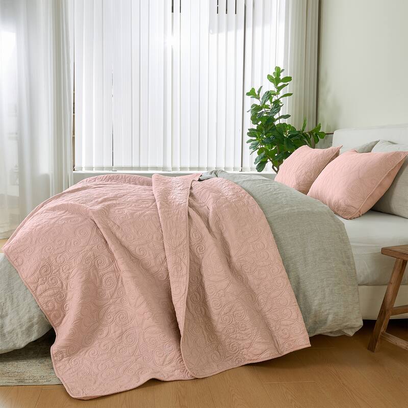 Patina Vie Maison 100% Cotton Stitched 3 Piece Quilt and Sham Set