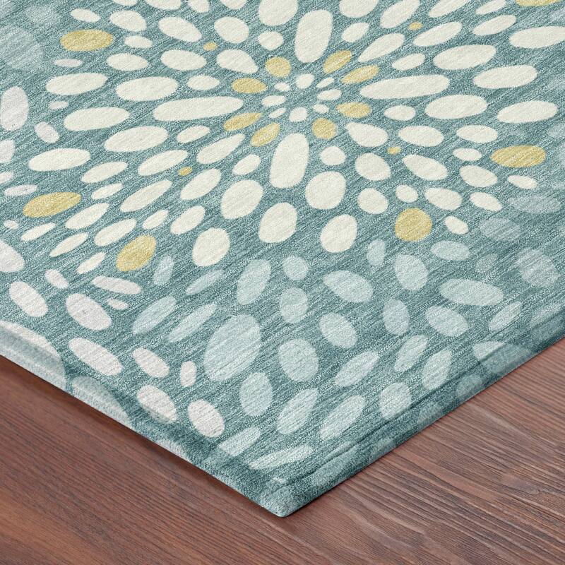 Machine Washable Indoor/ Outdoor Modern Genoa Chantille Rug