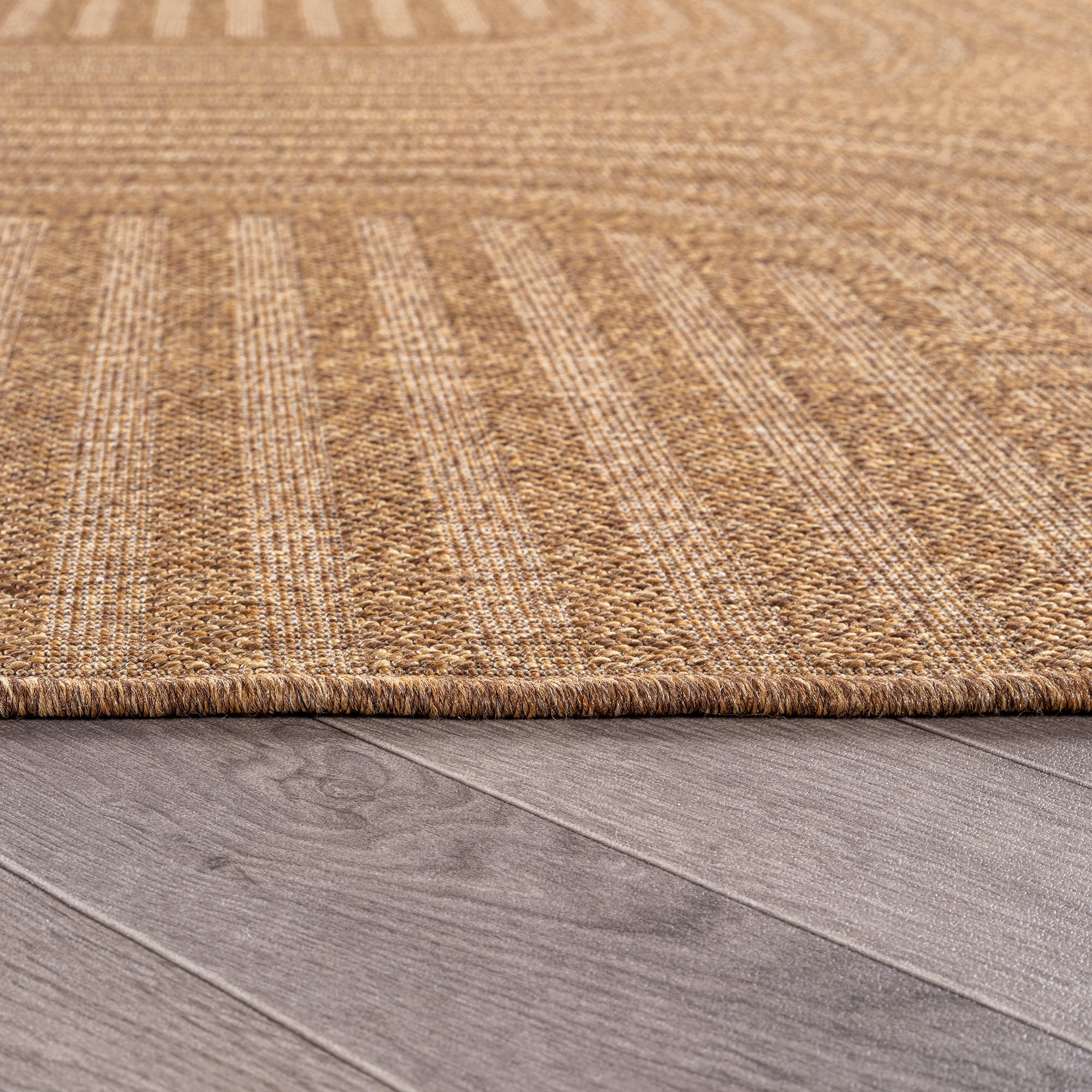 World Rug Gallery Geometric Indoor/Outdoor Flat Woven Area Rug - Natural Jute-Style, Easy-Care Patio Rug for Balcony Patio Deck