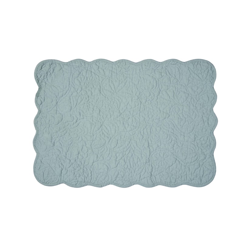 Christiana Breeze Reversible Machine Washable Scallop Quilt Placemats Set of 6