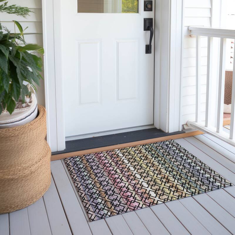 Machine Washable Indoor/ Outdoor Cabo Stripe Chantille Rug - Black - 1'8" x 2'6"