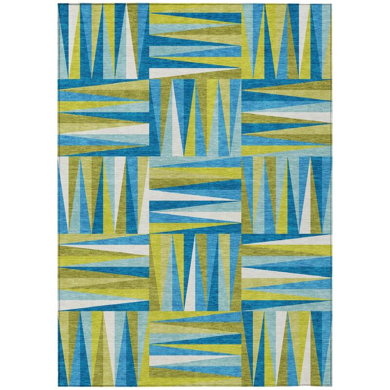 HomeRoots Geometric Transitional Rectangle Outdoor Rug