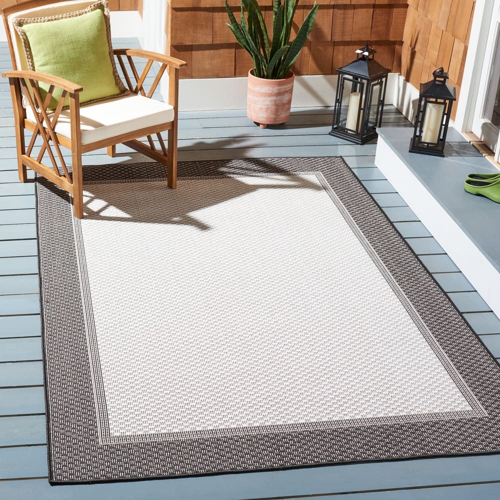 Martha Stewart by SAFAVIEH Washable Zaruhi Indoor/ Outdoor Waterproof Rug