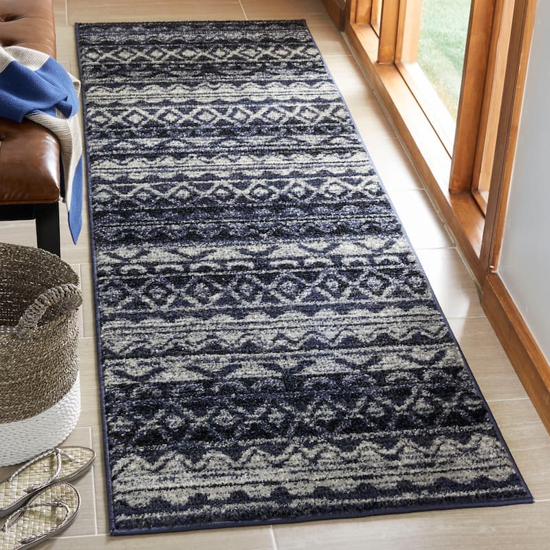 SAFAVIEH Adirondack Hiyam Moroccan Boho Rug - 2'6" x 4' - Ivory/Navy