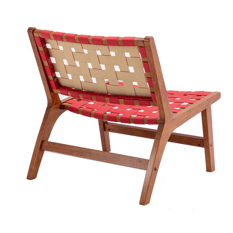 Wooden Living Room Lounge Chair With White Wool Carpet