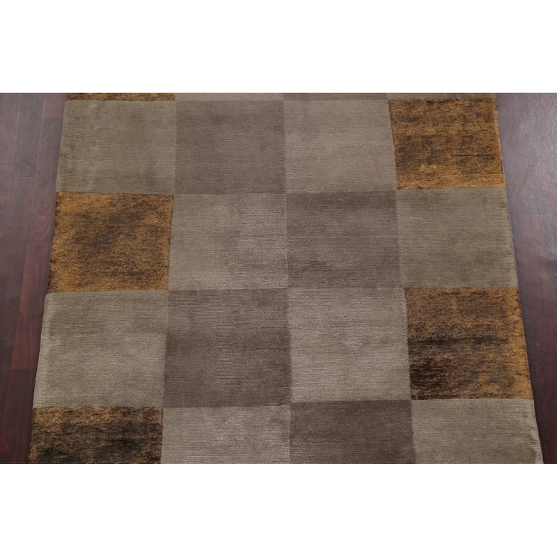 Checkered Vegetable Dye Nepalese Oriental Wool Area Rug Hand-knotted - 5'2" x 7'11"