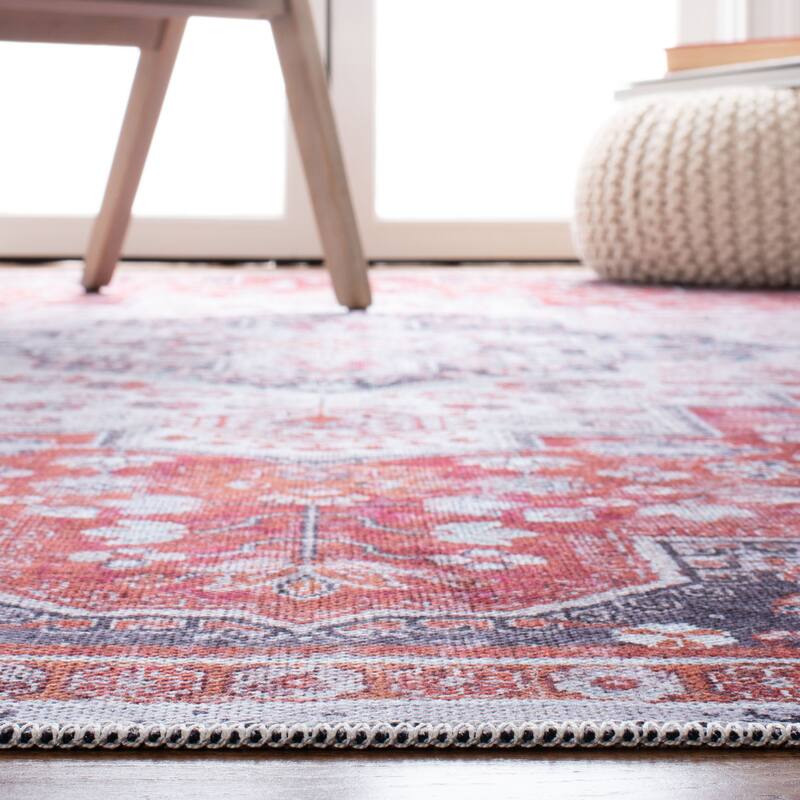 SAFAVIEH Serapi Machine Washable Mima Shabby Chic Distressed Rug