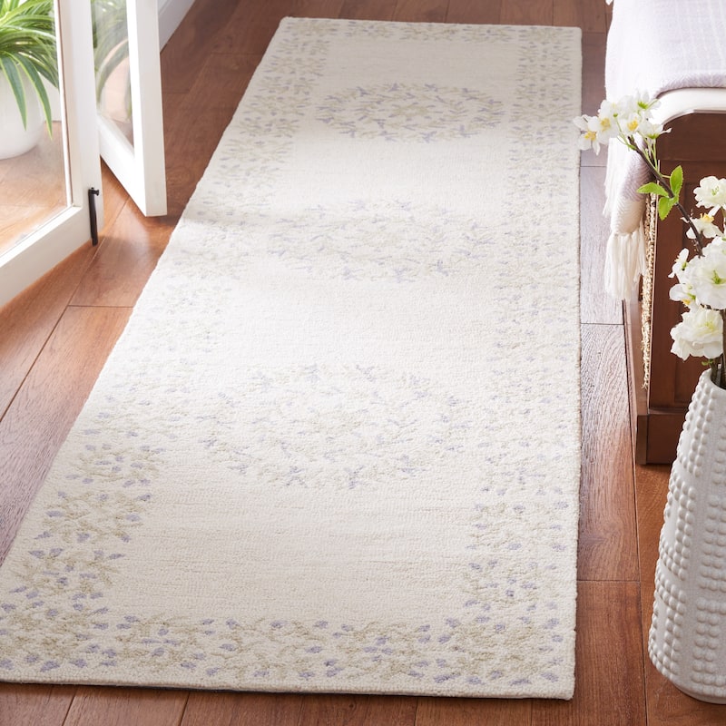 SAFAVIEH Handmade Empire Meenke Floral Wool Rug - 2'3" x 9' Runner - Ivory/Beige