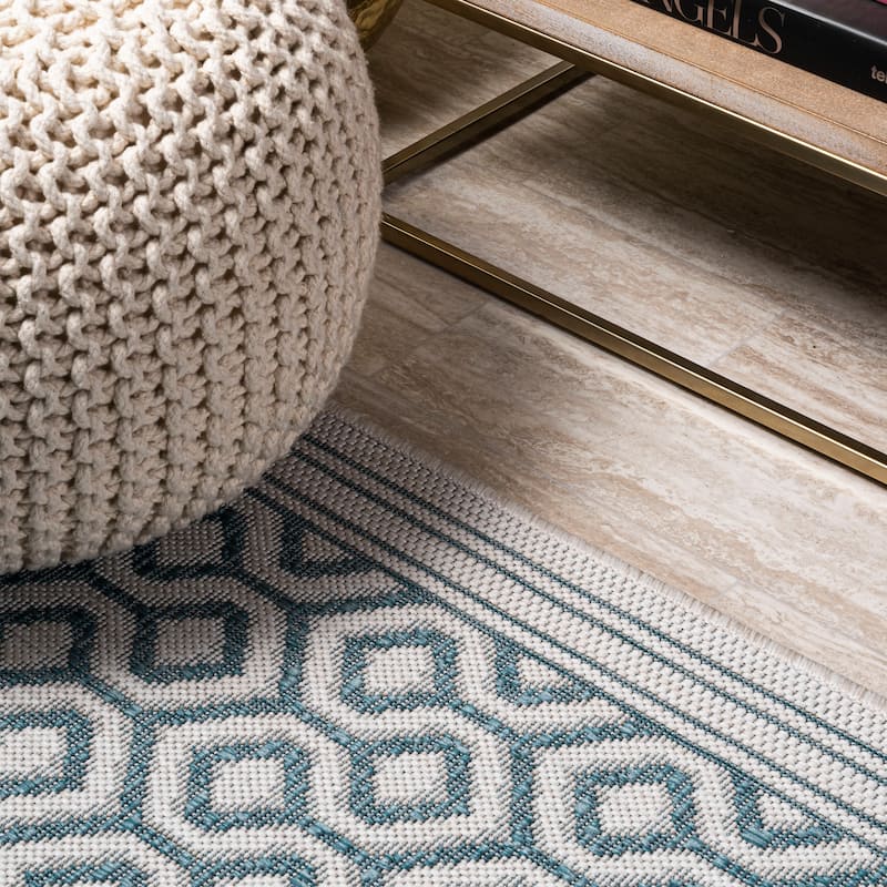 JONATHAN Y Aveiro Diamond Trellis Indoor/Outdoor Area Rug
