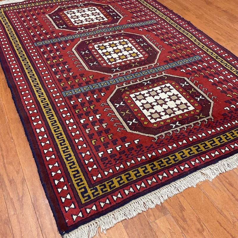 HERAT ORIENTAL Handmade Kurdish Wool Rug - 4' x 5'6"