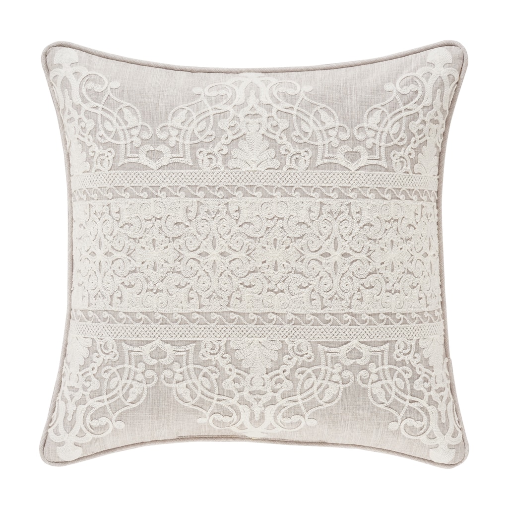 J. Queen New York Lauralynn 20" Decorative Throw Pillow