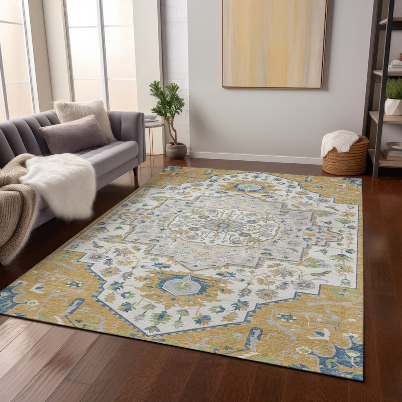 Machine Washable Indoor/ Outdoor Traditional Medallion Chantille Rug - Gold - 3' x 5'