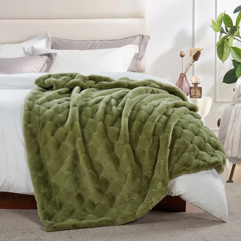 Christmas jacquard imitativerabbit fauxfur throw 50"x60" - 50"x60" - Sage