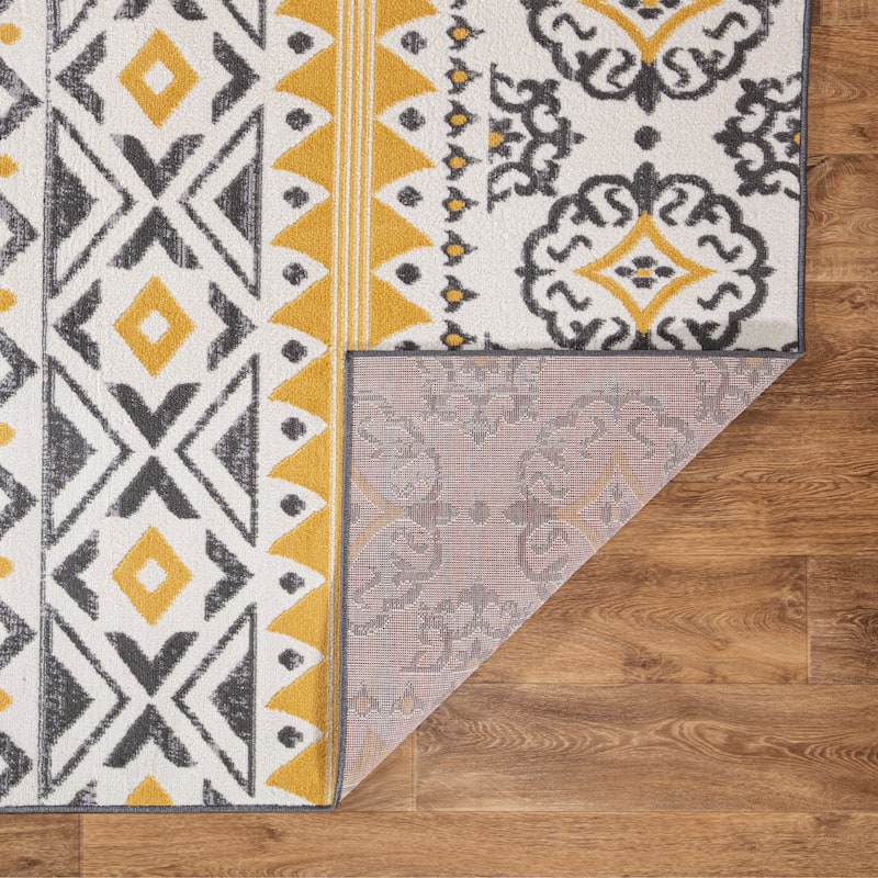 World Rug Gallery Distressed Boho Geometric Area Rug