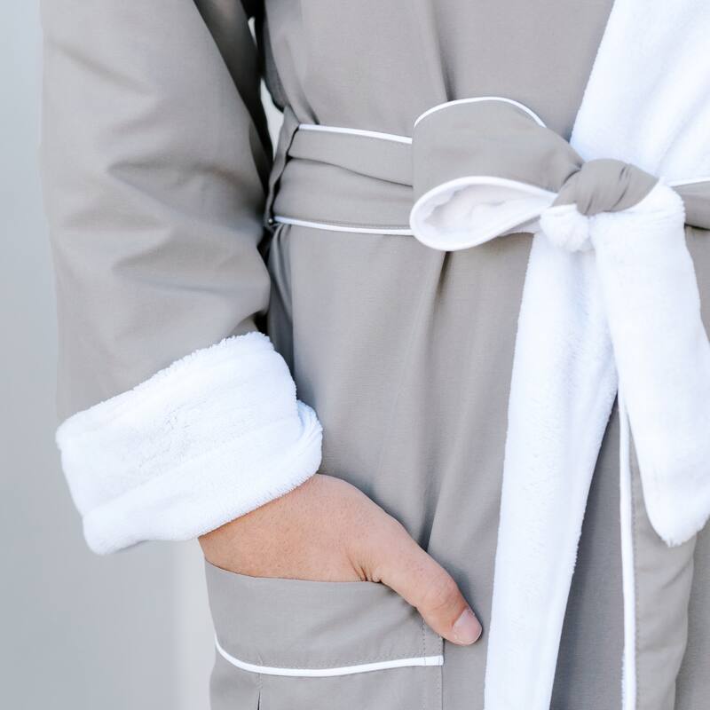 Jennifer Adams Luxury Plush Bathrobe