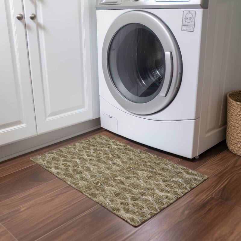 Machine Washable Indoor/ Outdoor Chantille Modern Boho Rug - Mocha - 1'8" x 2'6"