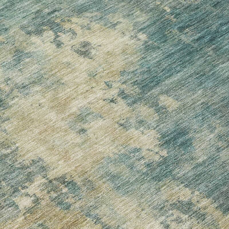 HomeRoots Abstract Transitional Rectangle Outdoor Rug - 8' X 10'
