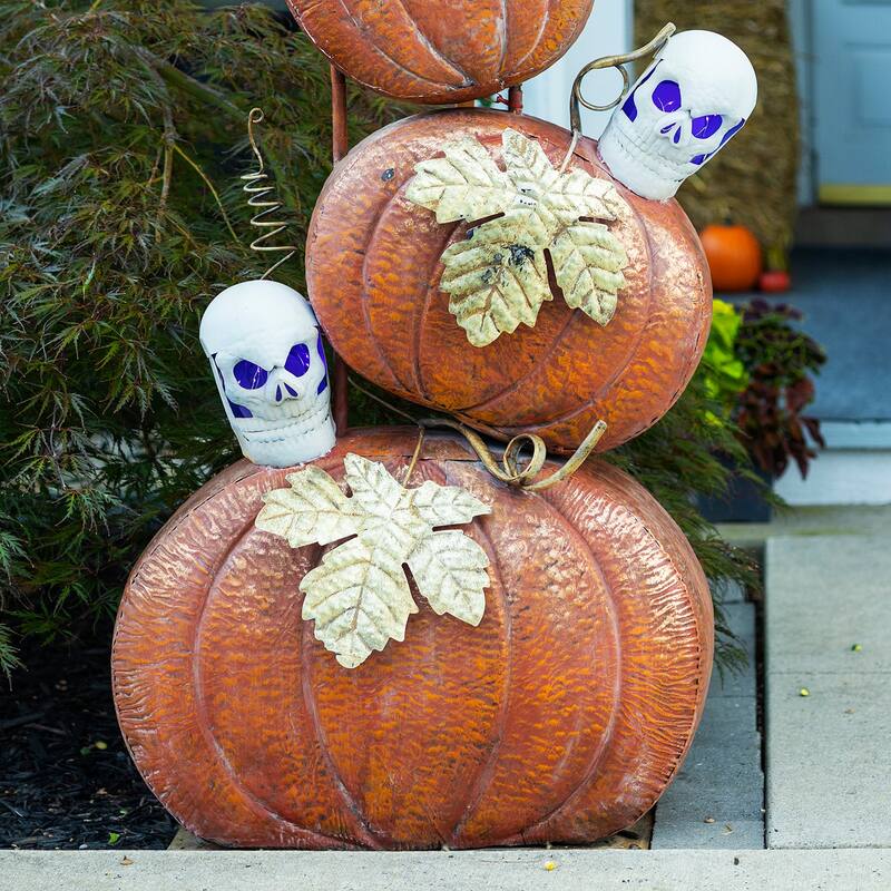 Large 'Happy Halloween' Arch with Pumpkins and Skulls