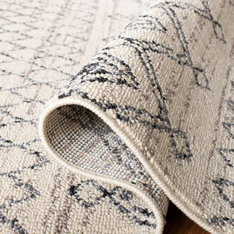 SAFAVIEH Marrakech Carole Moroccan Fringe Rug