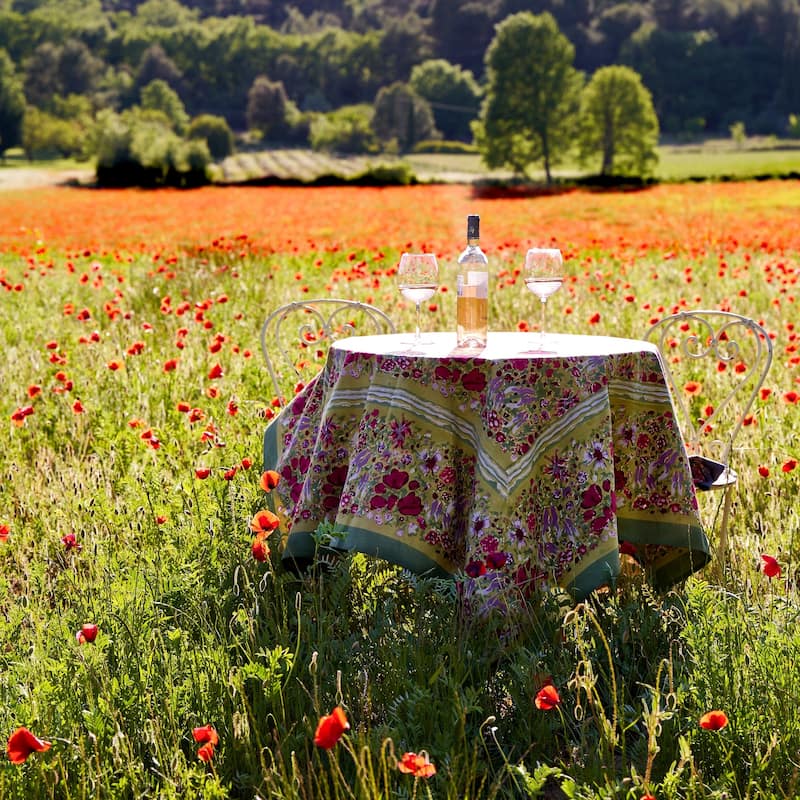 Jardine Red/ Green Floral Cotton Tablecloth