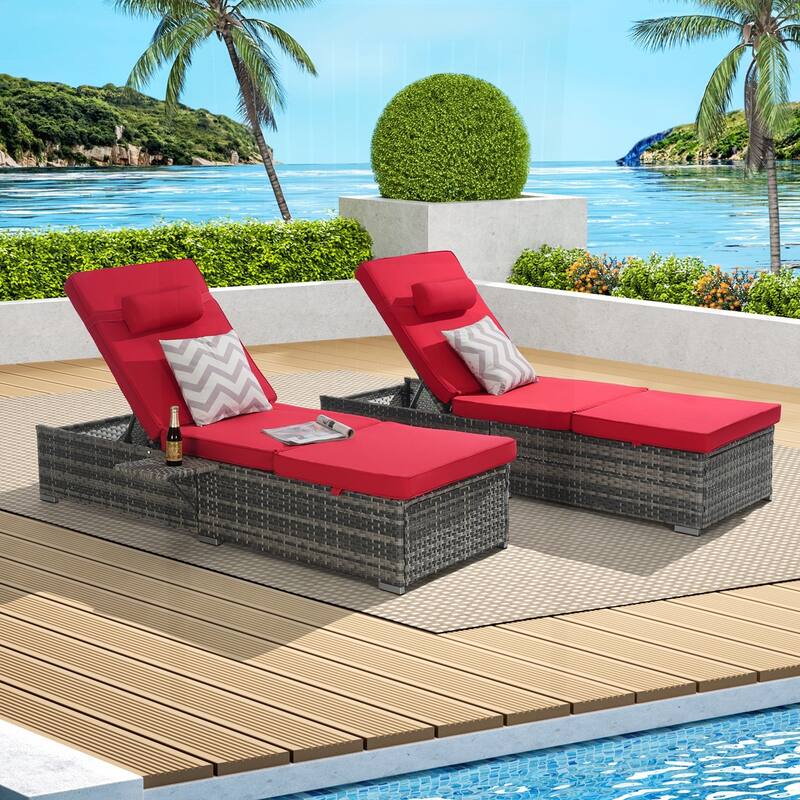 Outdoor Reclining Chair Set for Relaxation and Leisure - Red