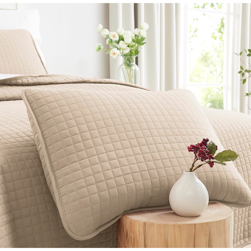 Vilano Oversized 3 piece Quilt Set by Southshore Fine Linens