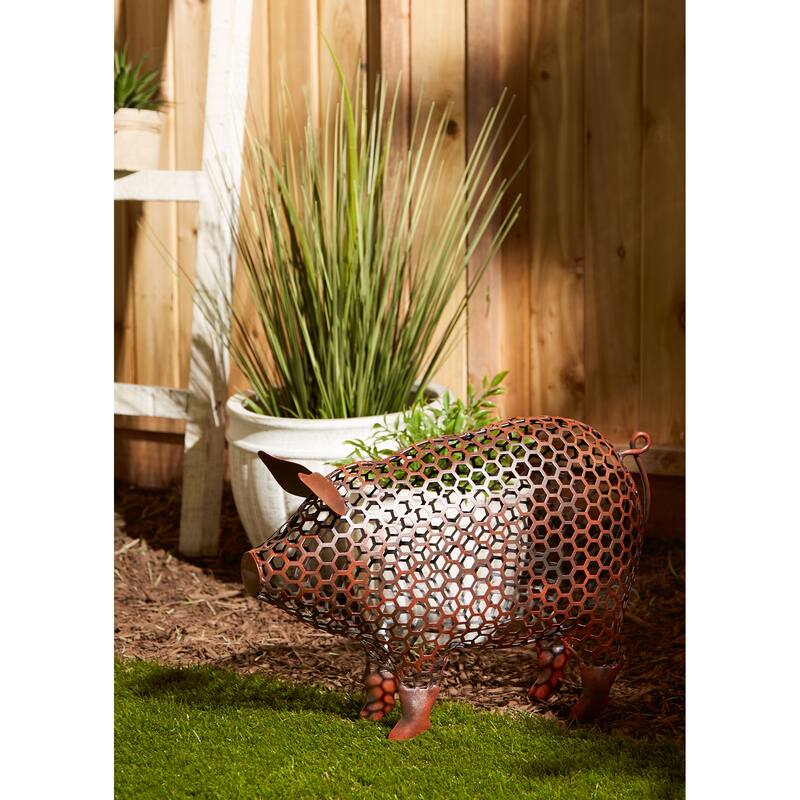 Chicken Wire Pig Sculpture