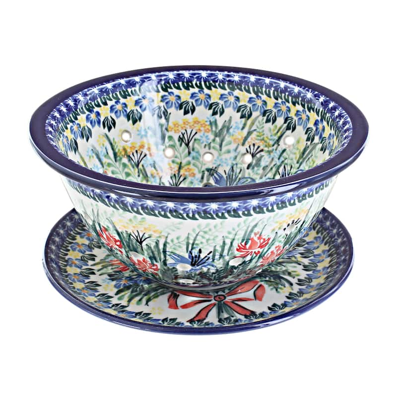 Blue Rose Polish Pottery 470 Ceramika Artystyczna Berry Bowl - Day Lily Bouquet