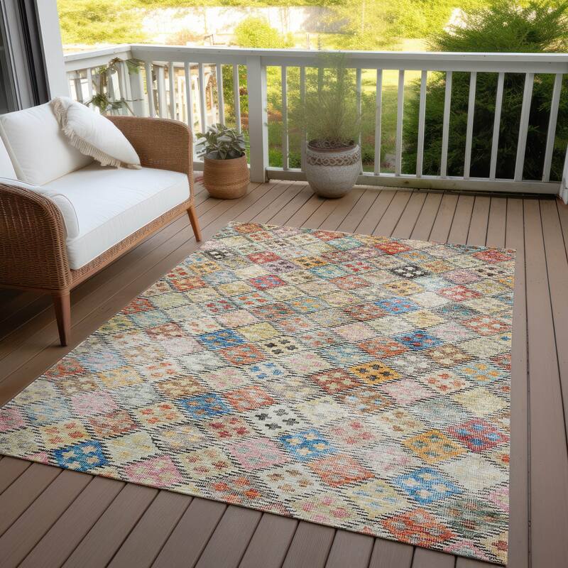 Machine Washable Indoor/ Outdoor Boho Modern Chantille Rug
