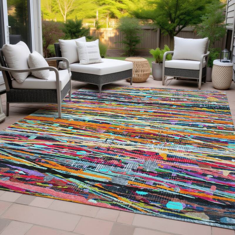 Machine Washable Indoor/Outdoor Abstract Stripes Chantille Rug