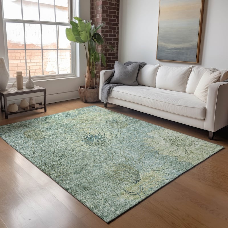 Machine Washable Indoor/ Outdoor Contemporary Floral Chantille Rug