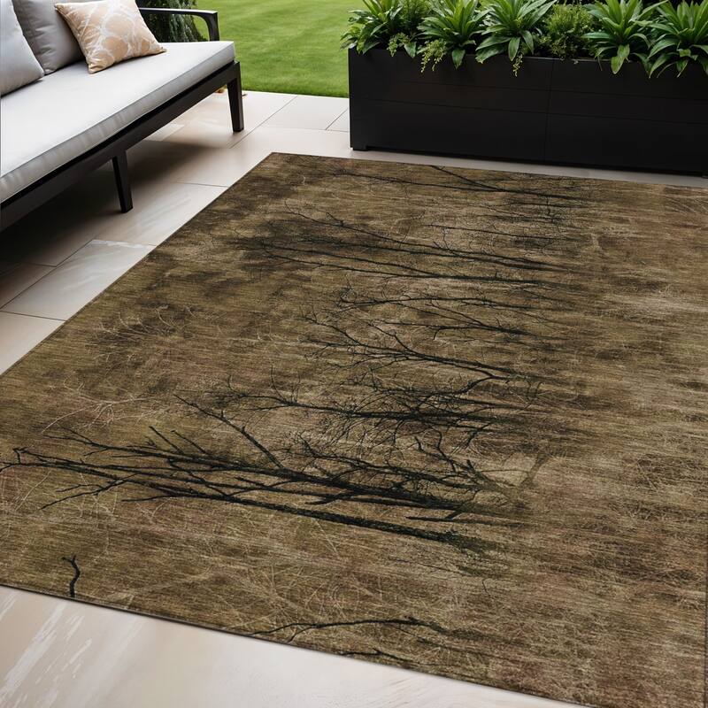 HomeRoots Floral Transitional Rectangle Outdoor Rug - 5' X 8'