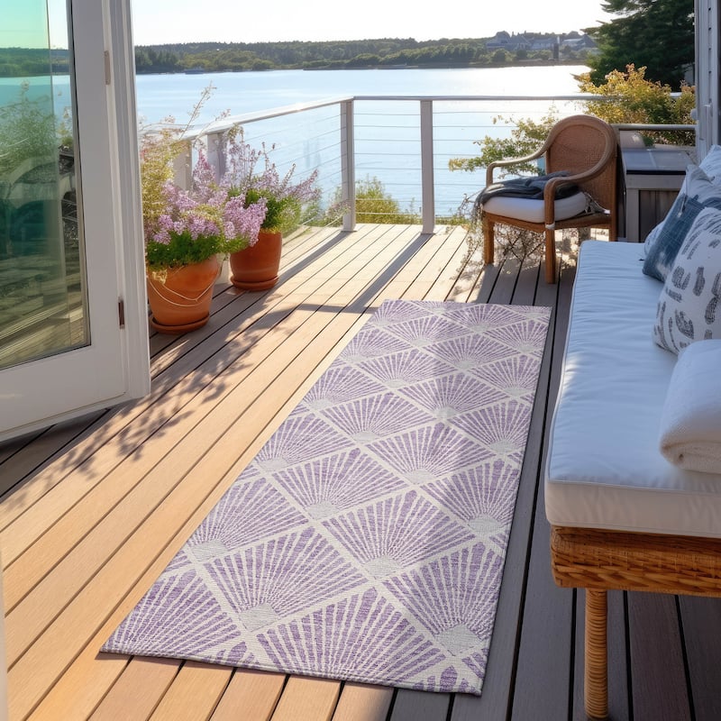 Machine Washable Indoor/ Outdoor Chantille Modern Shells Rug - Lavender - 2'3" x 7'6"
